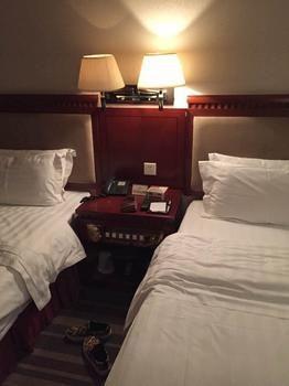 New Plum Garden Seasons Hotel - Shenzhen Zhucun  Esterno foto